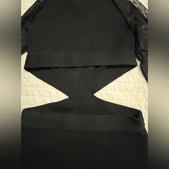 Revolve superdown hit the club dress in black - Picture 9 of 10